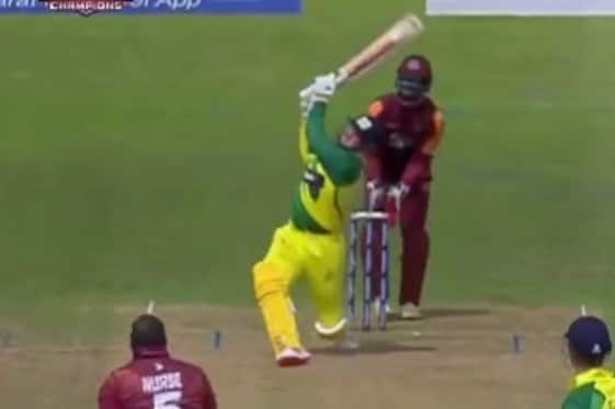 Ben Dunk 'Destroys' West Indies Champions with 34-Ball Century In Legends League